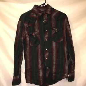 Men’s Wrangler southwest vintage flannel. Size M